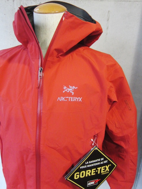 春に◎ レジャーに◎ 花見に◎ ARK\'TERYX の季節です。。。Beta SL JACKET!★!_d0152280_14565623.jpg