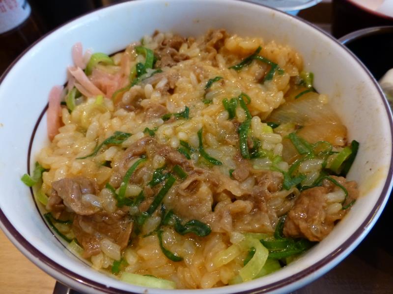 すき家のねぎ玉牛丼　　　宝塚中筋店_c0118393_1415887.jpg