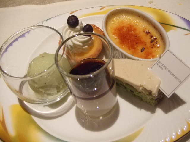 ウェスティンホテル東京 ザ・テラス スプリングデザートブッフェ_f0076001_23194528.jpg