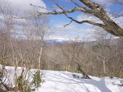 雪の　母袋烏帽子岳　(1,340.9M) に登る　　登頂 編_d0170615_10471212.jpg