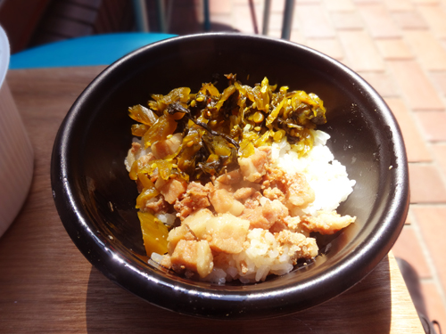 台湾麺線の麺線とミニ魯肉飯のセット_c0315466_19135732.jpg