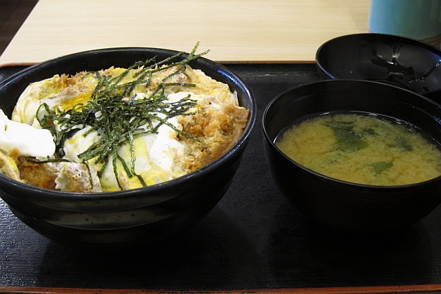 カツ丼_d0288789_440199.jpg