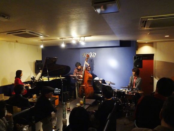 3月25日(火)_f0066211_1133147.jpg
