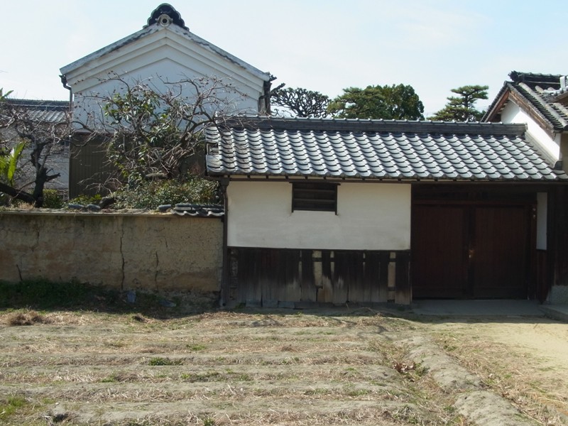 Next to Abiko Kannon Temple_e0046748_07275.jpg