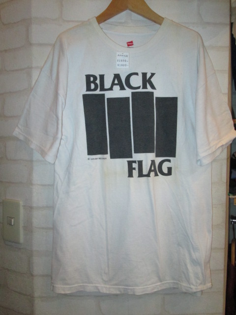 BLACK FLAG (ブラック・フラッグ) ロゴTシャツ_f0181819_15555092.jpg