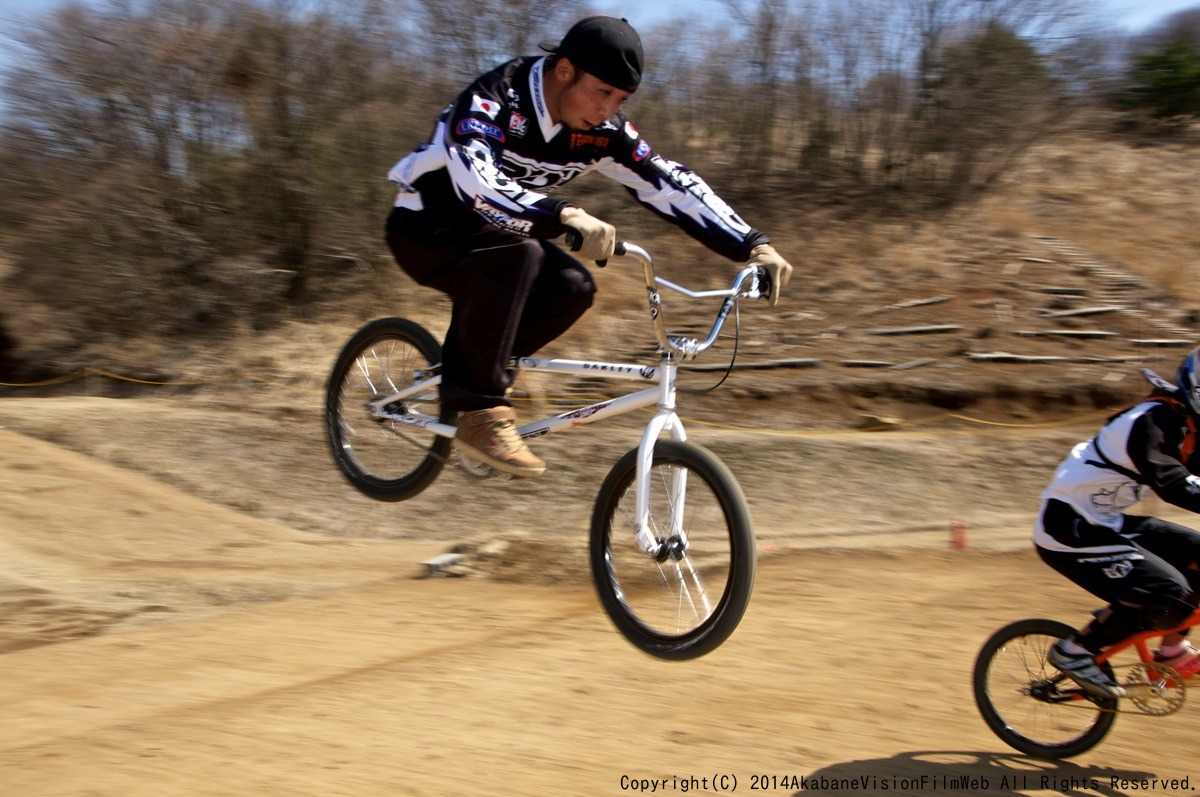 3月２３日修善寺CSC BMXトラックの風景VOL2：ＢＭＸ愛好会の風景その１_b0065730_1003184.jpg