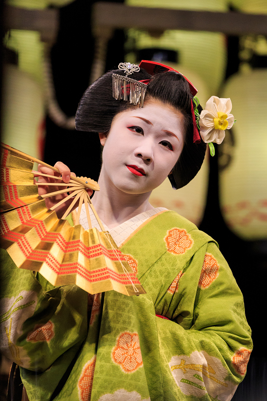 京都・東山花灯路2014　舞踊奉納（上七軒・市まりさん、さと華さん）_f0155048_037912.jpg