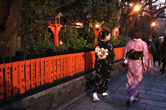 14桜始まる3 祇園白川_e0048413_21444544.jpg