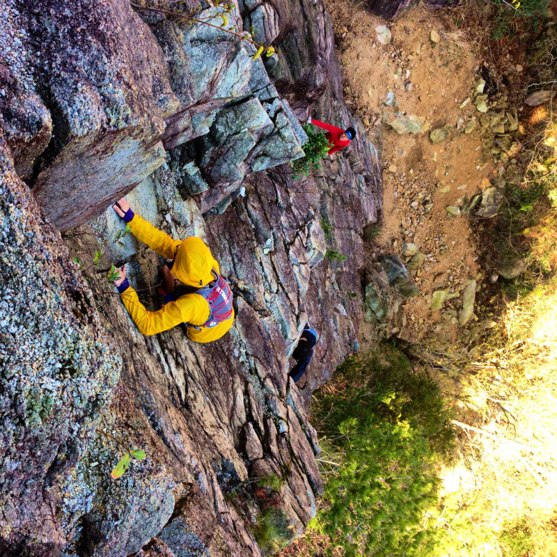 兵庫県 芦屋ロックガーデン Scrambling in Ashiya Rock Garden with Friends of Patgonia 2014/03/21 _b0220886_034423.jpg
