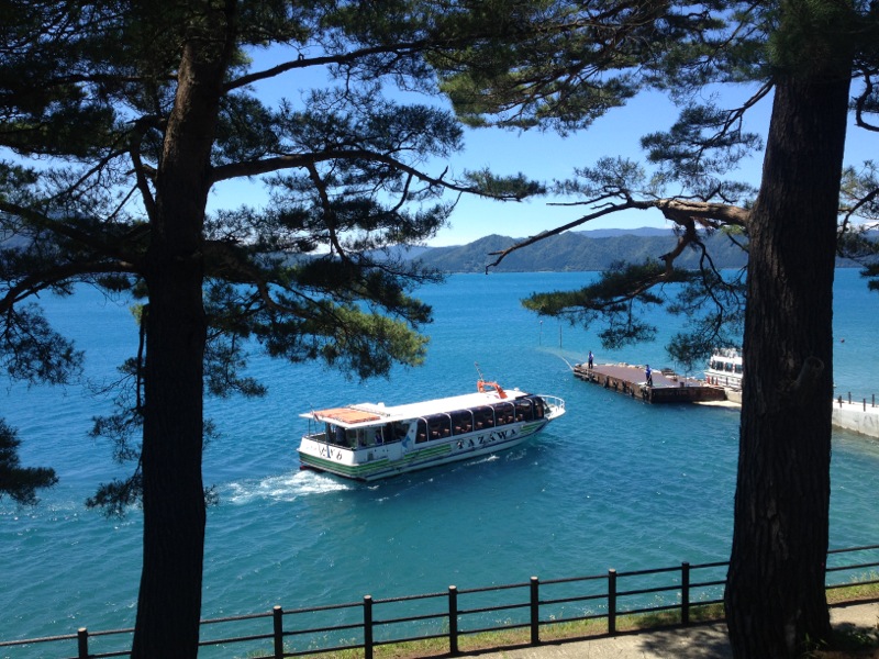 もうすぐ開航 平成26年の田沢湖遊覧船運航について 仙北市交流デザイン課 旧農山村体験デザイン室 もうすぐ開航 平成26年の田沢湖遊覧船運航について 仙北市交流デザイン課 旧農山村体験デザイン室