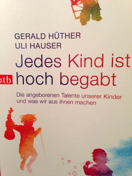 ドイツの本「Jedes Kind ist hoch begabt」_f0037258_20323145.jpg