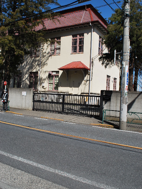 東京・日本獣医生命科学大学、旧麻布区役所(明治モダン建築再訪)_f0142606_19151931.jpg