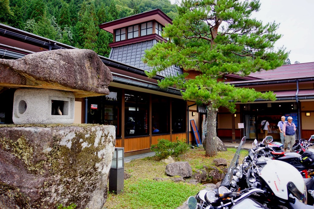 restaurant（岐阜県高山市　道の駅　ひだ朝日村「蓬庵」）_e0223456_937528.jpg