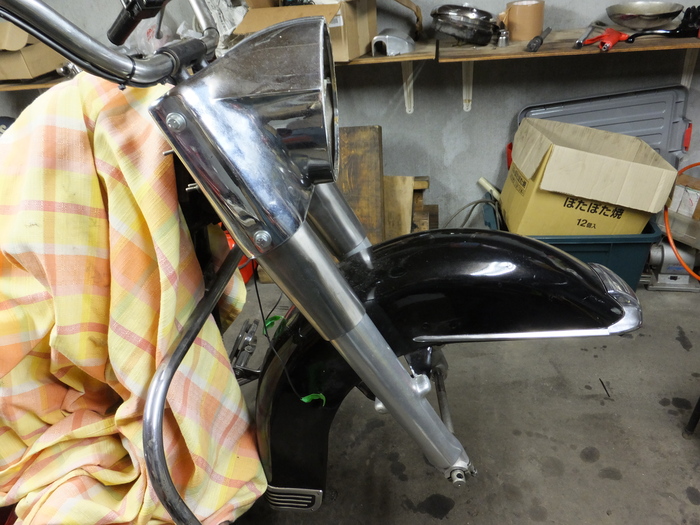 FLHフロントフォーク車体組込_c0226202_11521586.jpg