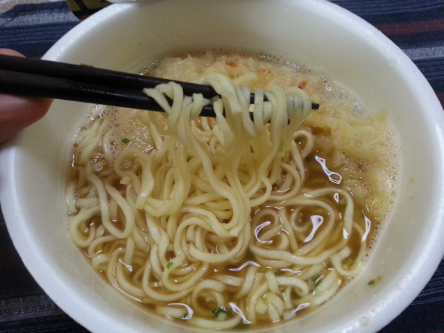 日清食品 姫路駅名物まねきの えきそば ¥168_b0042308_1148041.jpg