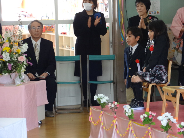 祝 卒園式_d0166047_10575722.jpg