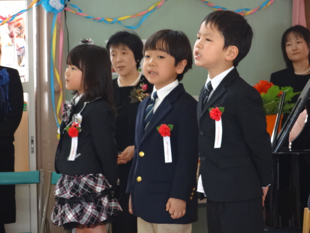 祝 卒園式_d0166047_1161693.jpg