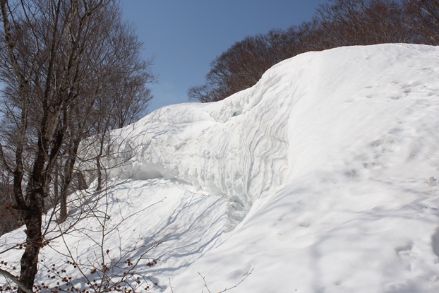 船形連峰　花染山_e0239458_08343885.jpg