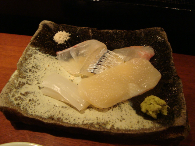 西麻布「一即夛 (いっしょくた)」へ行く。_f0232060_1622492.jpg