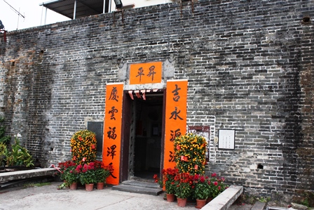 錦田吉慶圍_c0135971_18374088.jpg