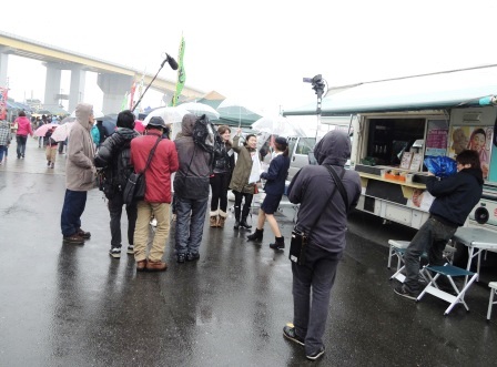 3/30 館鼻岸壁朝市と「八戸ブイヤベースフェスタ2014」ツアー報告_f0325488_2240366.jpg