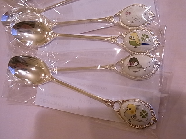 鳥展 折り返しになりました!作品まだまだ到着予定_d0322493_1021819.jpg