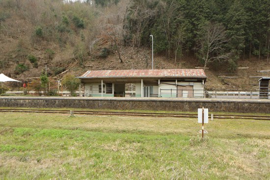 名鉄三河廃線駅 西中金駅_a0105011_2131278.jpg