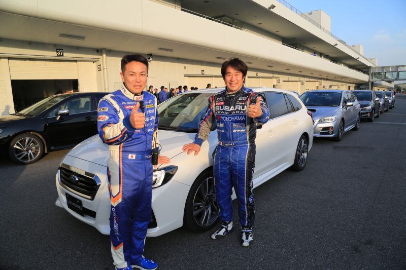 レヴォーグ先行受注1万台突破!!_f0076731_22045755.jpg