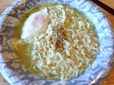 赤城乳業 ガリガリ君リッチ ナポリタン味 を食べて勇者になった Chokoballcafe