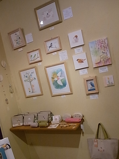 鳥展、展示をがらりと変更!展示の様子たっぷりご紹介_d0322493_1132739.jpg