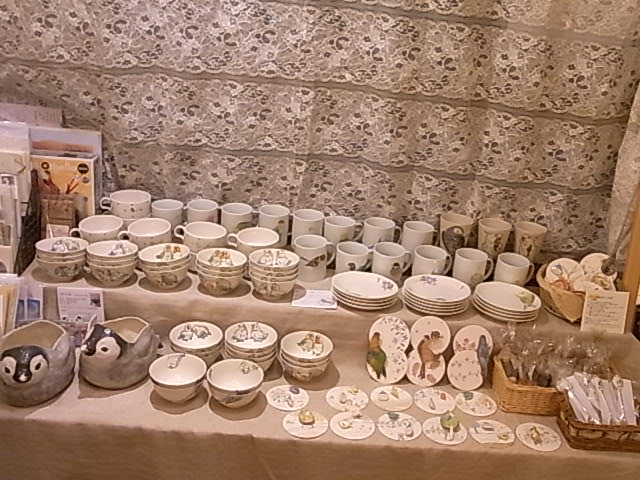 鳥展、展示をがらりと変更!展示の様子たっぷりご紹介_d0322493_1162960.jpg