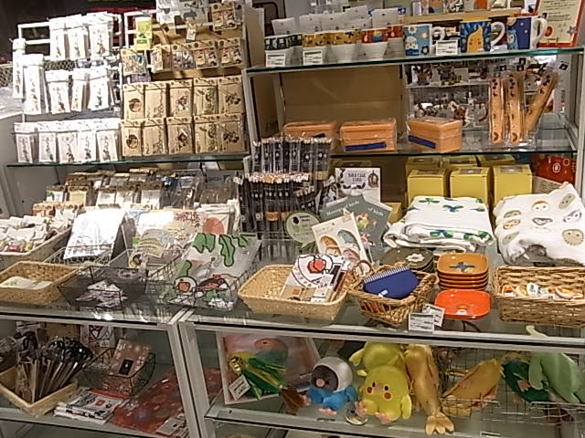 鳥展、展示をがらりと変更!展示の様子たっぷりご紹介_d0322493_1251523.jpg