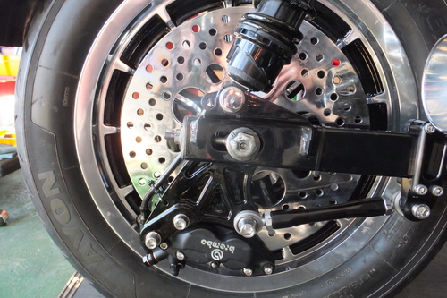 FXR ブレンボキャリパー装着!!_a0257316_20324819.jpg