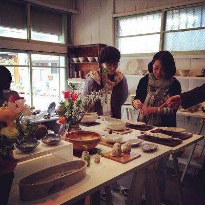 水道ギャラリーで「あいあるうつわ」展、始まりました。_f0095325_1314279.jpg