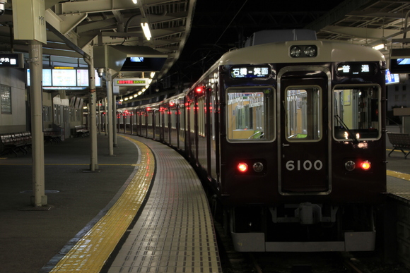 阪急箕面駅　石橋ー箕面_d0202264_22253824.jpg