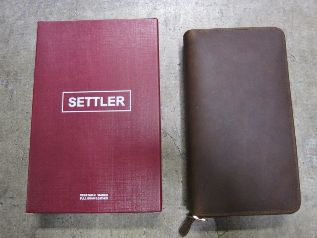 大人の春財布・・・SETTLER 人気の3型解禁です♪♪♪_d0152280_21234086.jpg