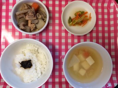 4月3日の給食_c0293682_1874624.jpg