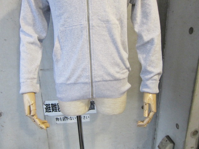 Le Troyes ・・・ フランスの名品・丸胴編みのKNIT ZIP PARKA 入荷★_d0152280_5415874.jpg