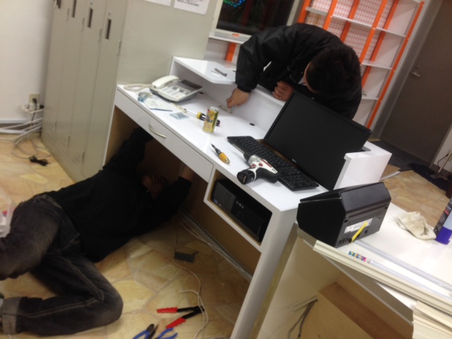 新店舗OPEN♪♪4月5日山本が送ります♪TOMMYの1日 ランクル ハマー アルファード_b0127002_20122537.jpg