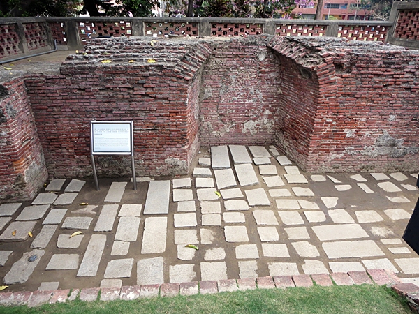 f0060310_16503592.jpg