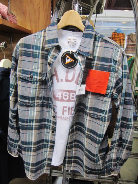 「Felco」 今年も大人気の予感!★? 絶対の・・・ Felco ステンシルPRINT TEE!♪!_d0152280_21492450.jpg