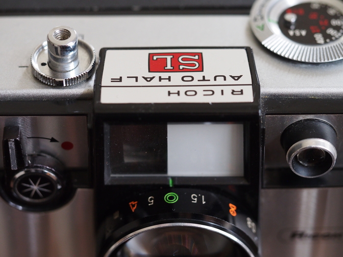 リコーオートハーフSL : Vintage Style