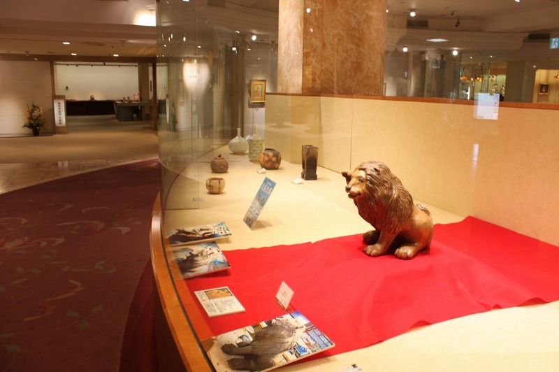 日本橋三越のライオン展開催中の様子_b0135432_22402644.jpg
