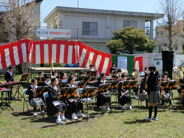 伝馬町の「手打ちラーメン」は本格派! 吉原さくら祭り_f0141310_64223100.jpg