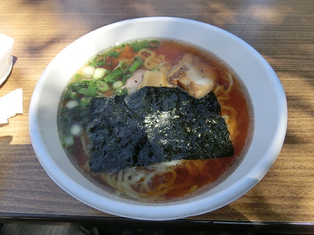 伝馬町の「手打ちラーメン」は本格派! 吉原さくら祭り_f0141310_6431871.jpg