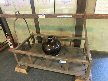 御茶壺道中の駕籠と壺(京都の老舗4)_c0187004_8535427.jpg