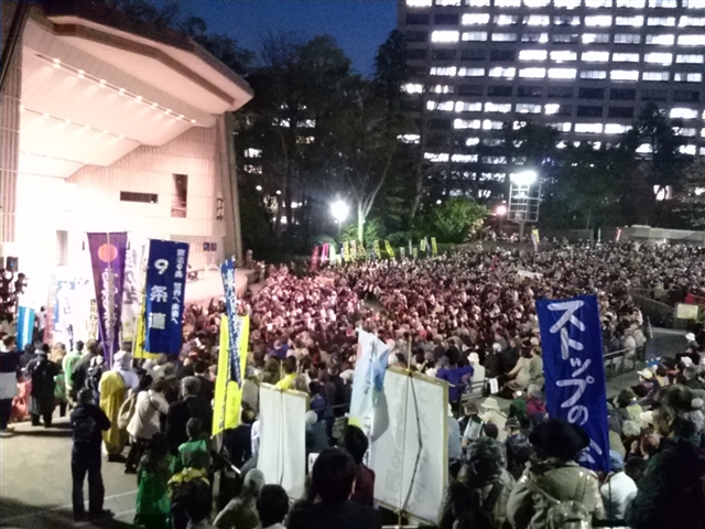 4.8 反改憲日比谷大集会+国会&銀座デモ 5000人が参加_c0024539_175963.jpg