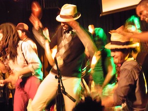 f0063659_1056376.jpg