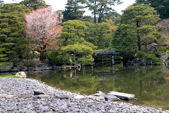 京都御所 一般公開_e0048413_22591929.jpg
