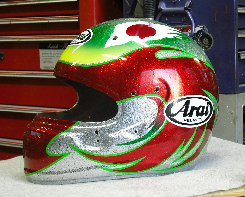 佐々木大樹選手用のArai GP-6 をペイントした。GT用だよ。_d0130115_18372552.jpg